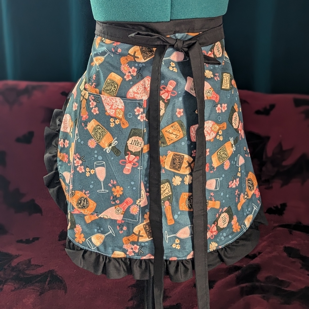Retro Mini Half Apron - Pink Champagne